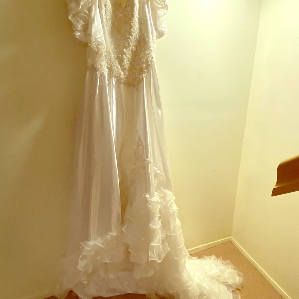 Wedding dress